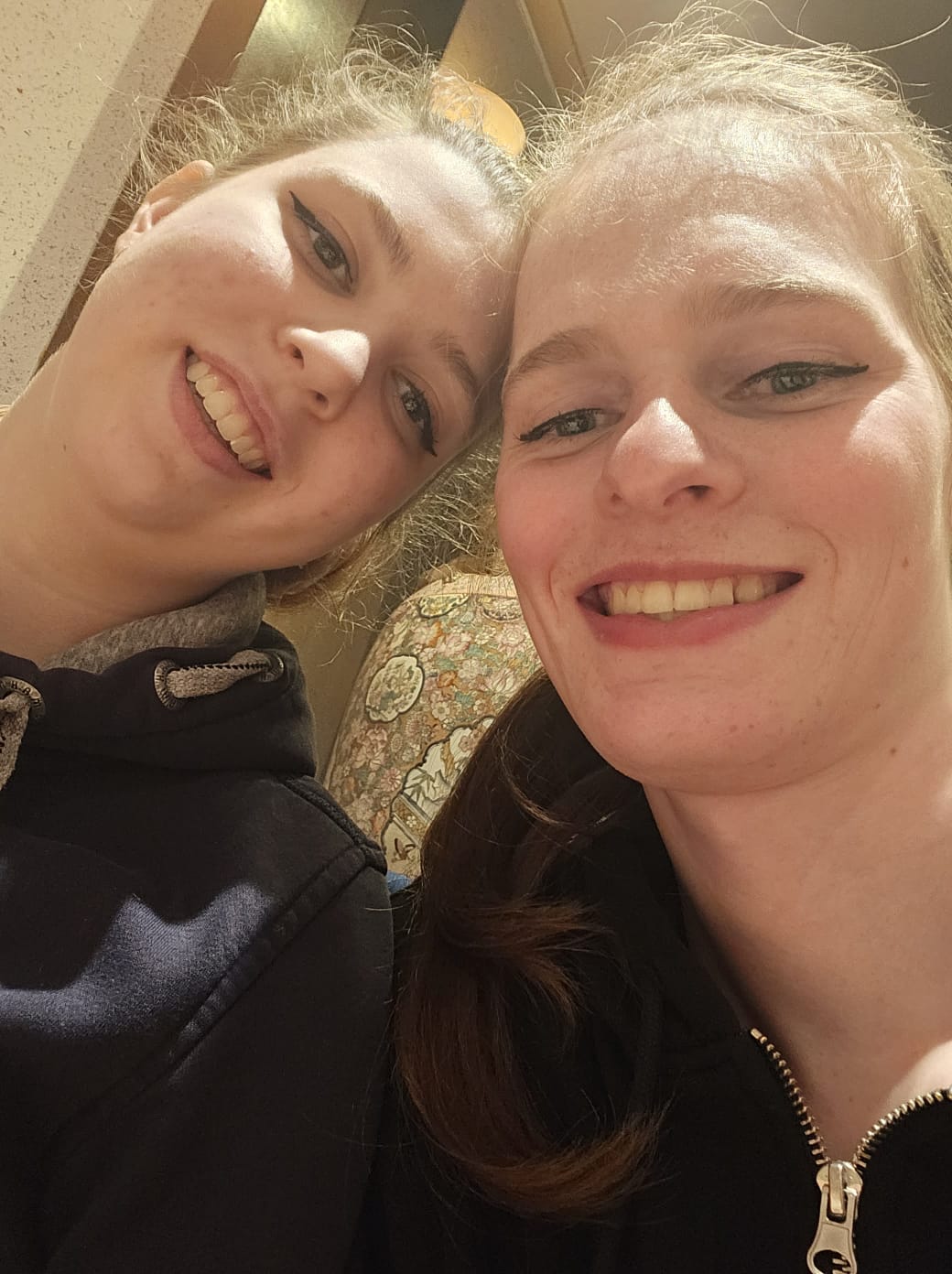 Kyra en Emily